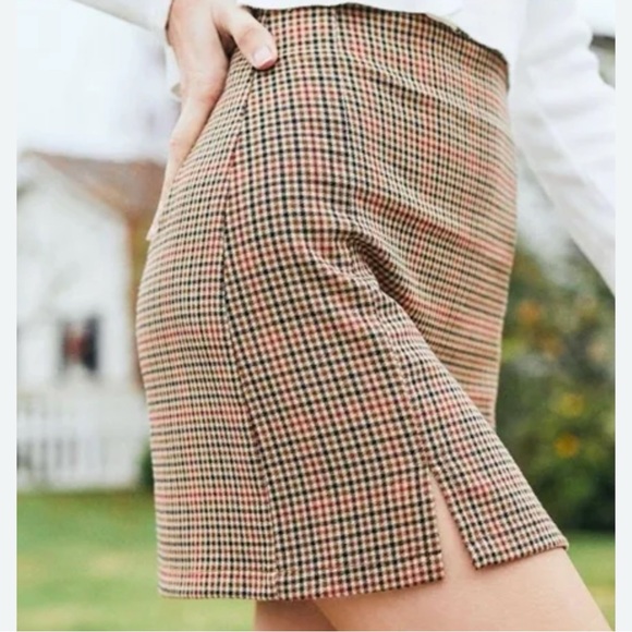 Brandy Melville Cara Glen Plaid Stretch Side Slit High Rise Mini Skirt Brown - Picture 4 of 13